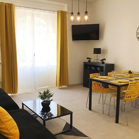 Appartement Lumea 80 M2 Climatise Parking Proche Sanctuaires Λούρδη Δωμάτιο φωτογραφία